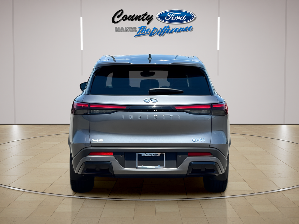 2024 INFINITI QX60 LUXE