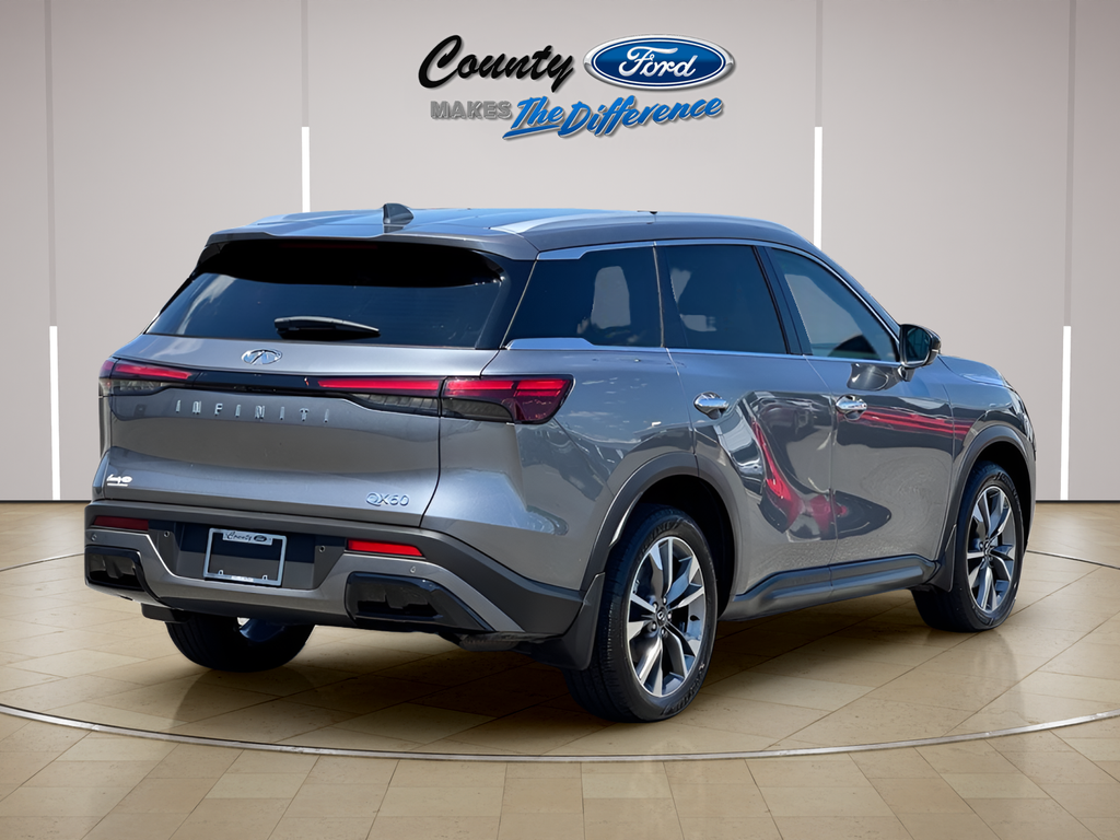 2024 INFINITI QX60 LUXE
