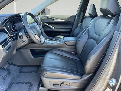 2024 INFINITI QX60 LUXE