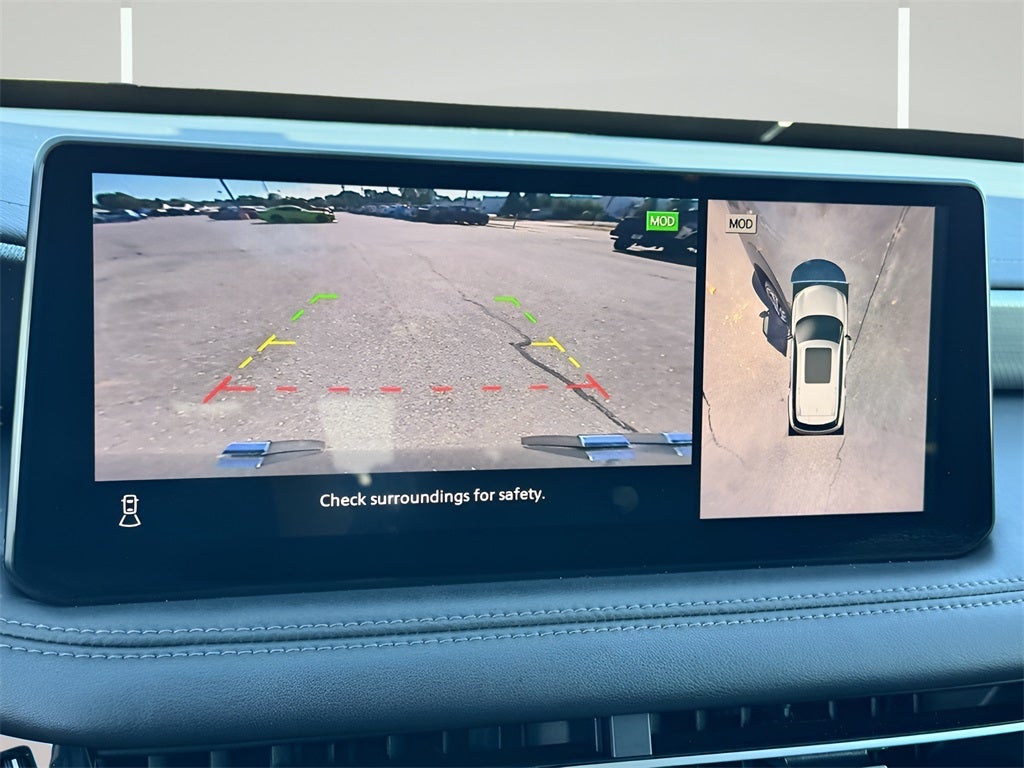 2024 INFINITI QX60 LUXE