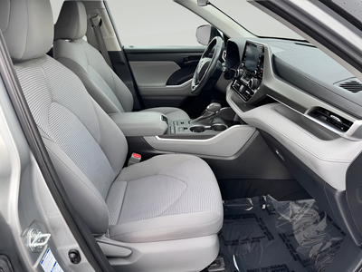 2021 Toyota Highlander LE
