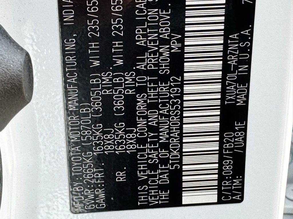 2024 Toyota Highlander LE