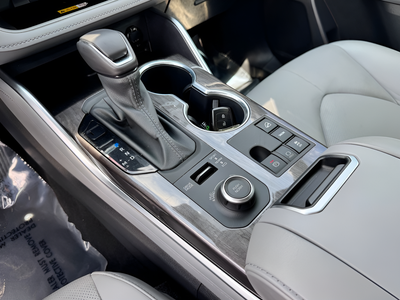 2024 Toyota Highlander Limited