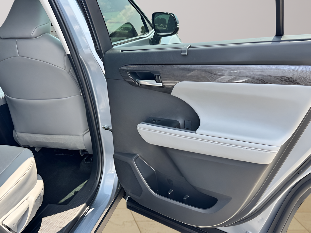 2024 Toyota Highlander Limited