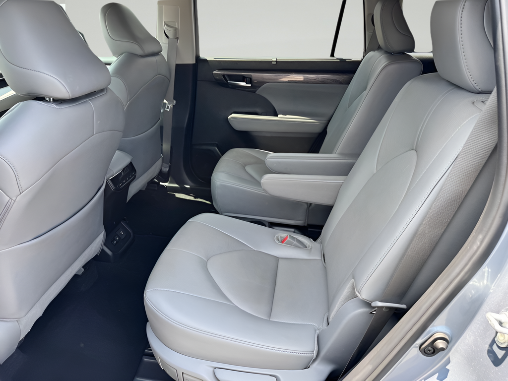 2024 Toyota Highlander Limited