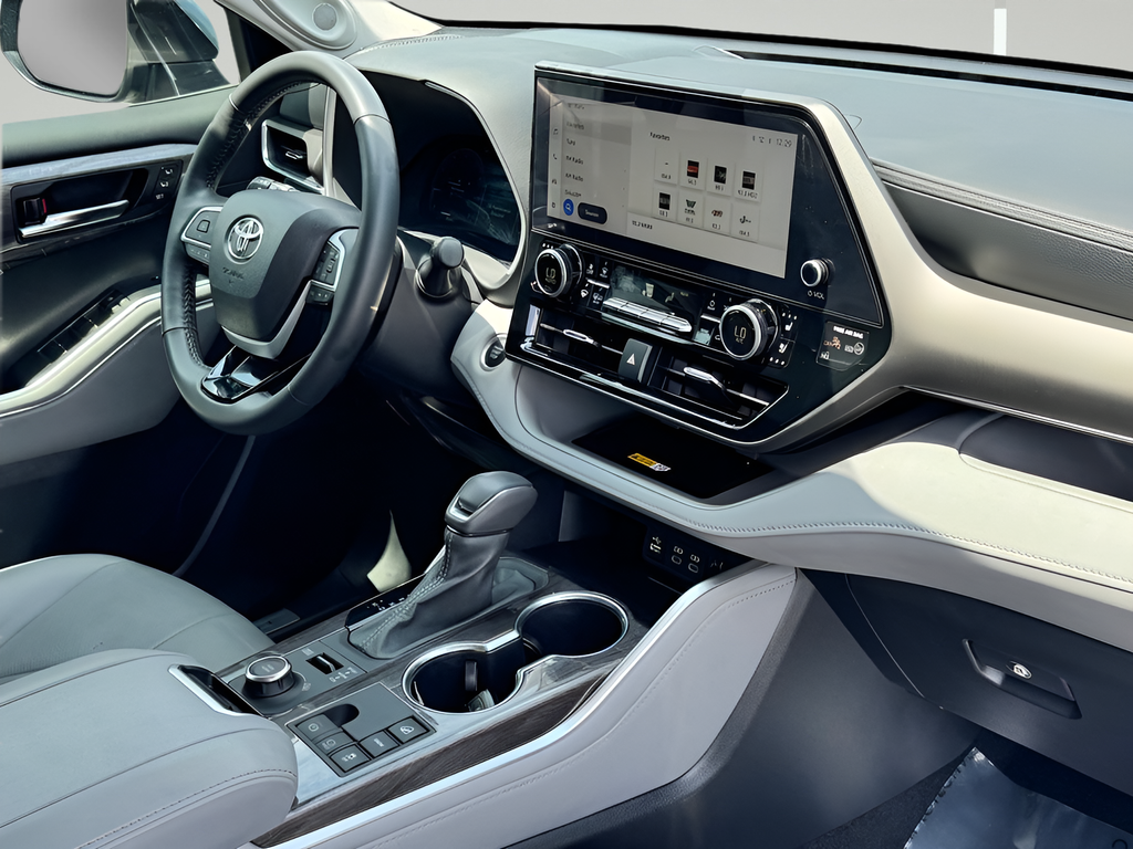 2024 Toyota Highlander Limited
