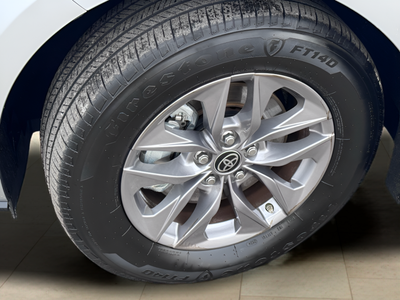 2025 Toyota Sienna LE 8 Passenger