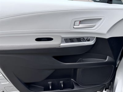 2025 Toyota Sienna LE 8 Passenger