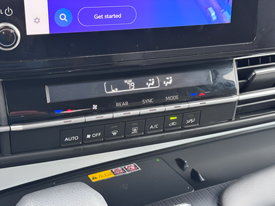 2025 Toyota Sienna LE 8 Passenger