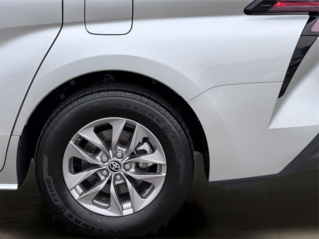 2025 Toyota Sienna LE 8 Passenger