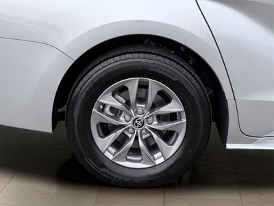 2025 Toyota Sienna LE 8 Passenger