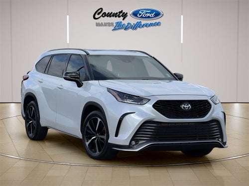 2022 Toyota Highlander XSE