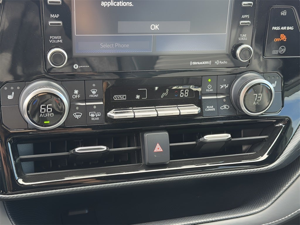 2022 Toyota Highlander XSE