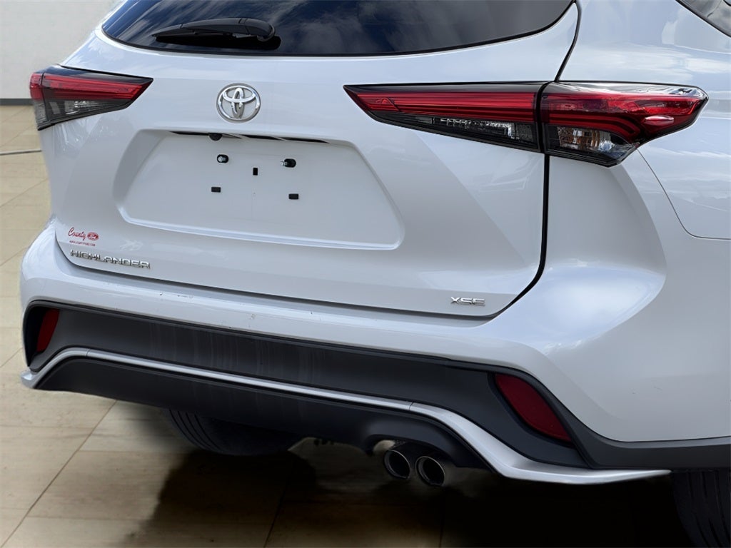 2022 Toyota Highlander XSE