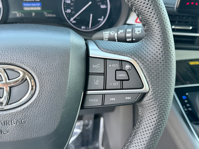 2022 Toyota Sienna Limited 7 Passenger
