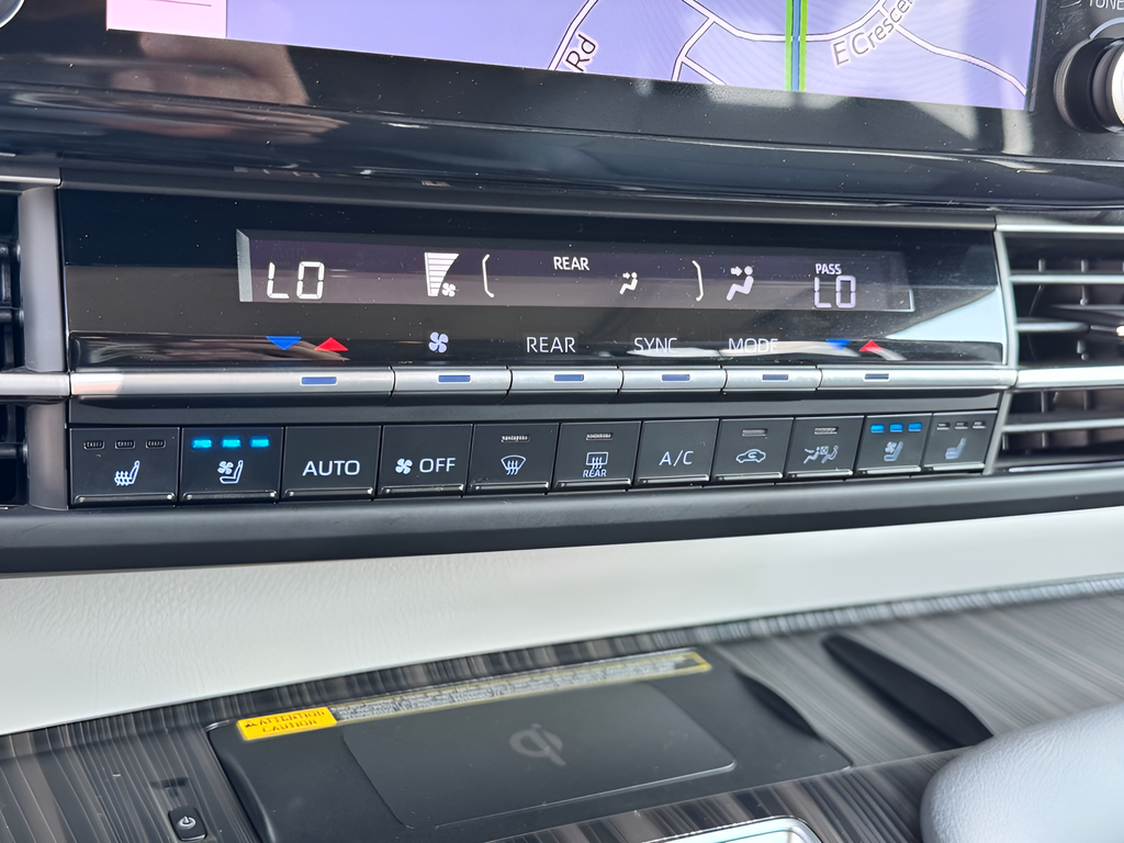 2022 Toyota Sienna Limited 7 Passenger