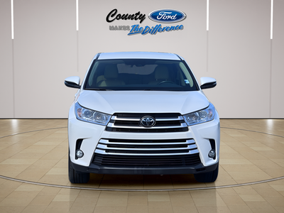 2017 Toyota Highlander LE