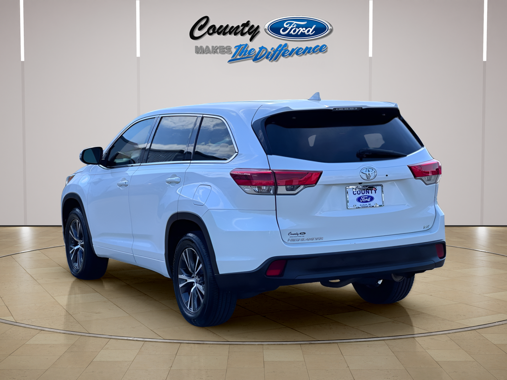 2017 Toyota Highlander LE