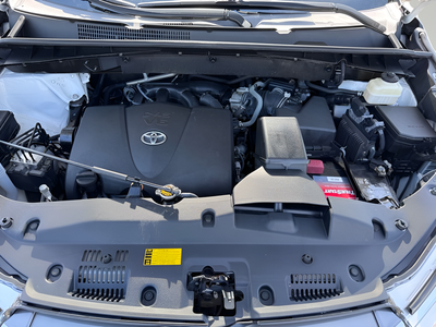 2017 Toyota Highlander LE