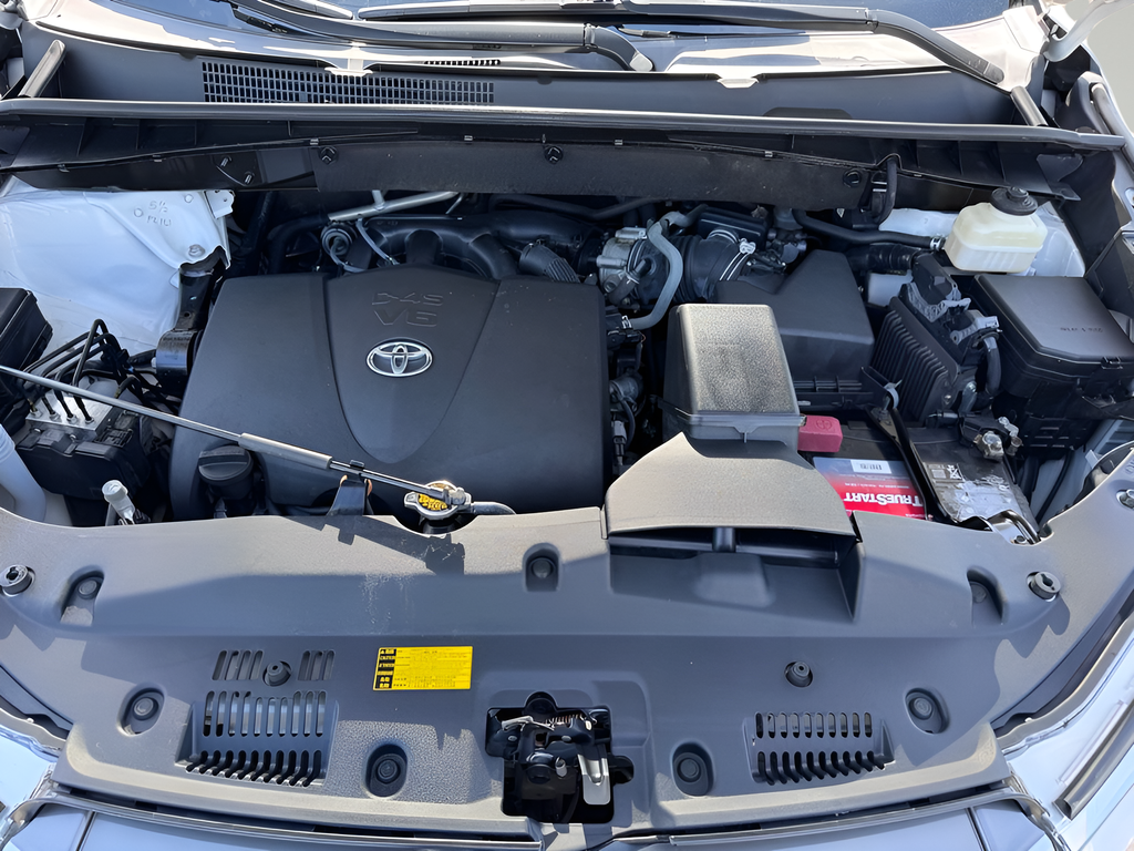 2017 Toyota Highlander LE