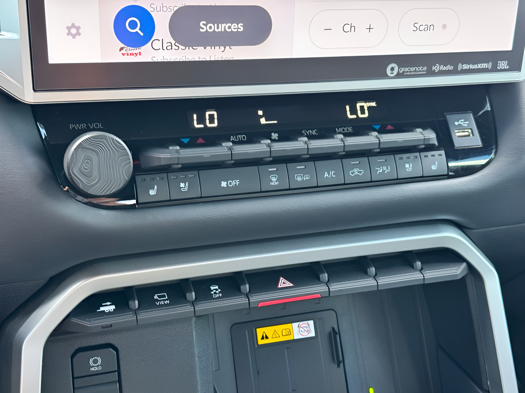 2024 Toyota Tundra Hybrid Platinum