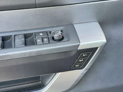 2024 Toyota Tundra Hybrid Platinum