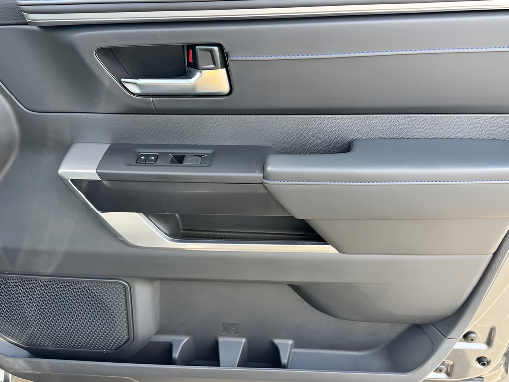 2024 Toyota Tundra Hybrid Platinum