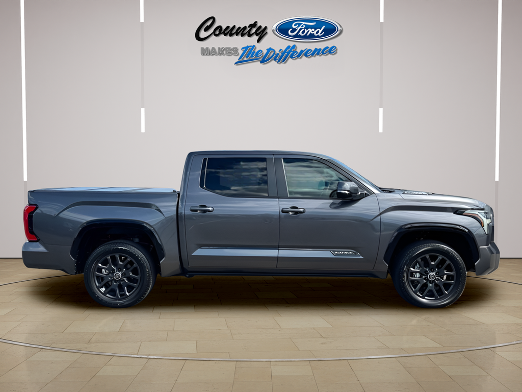 2024 Toyota Tundra Hybrid Platinum