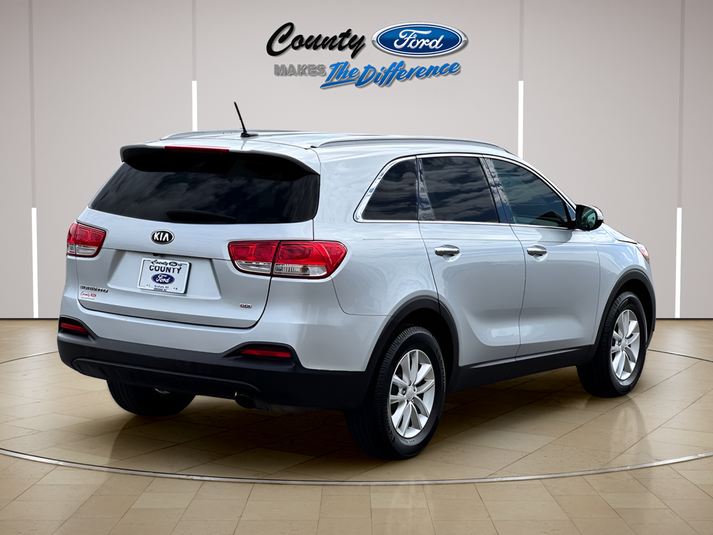 2017 Kia Sorento LX