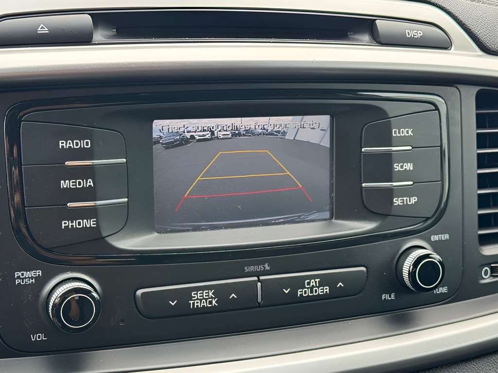 2017 Kia Sorento LX