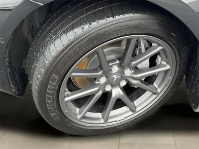 2019 Tesla Model 3 Performance