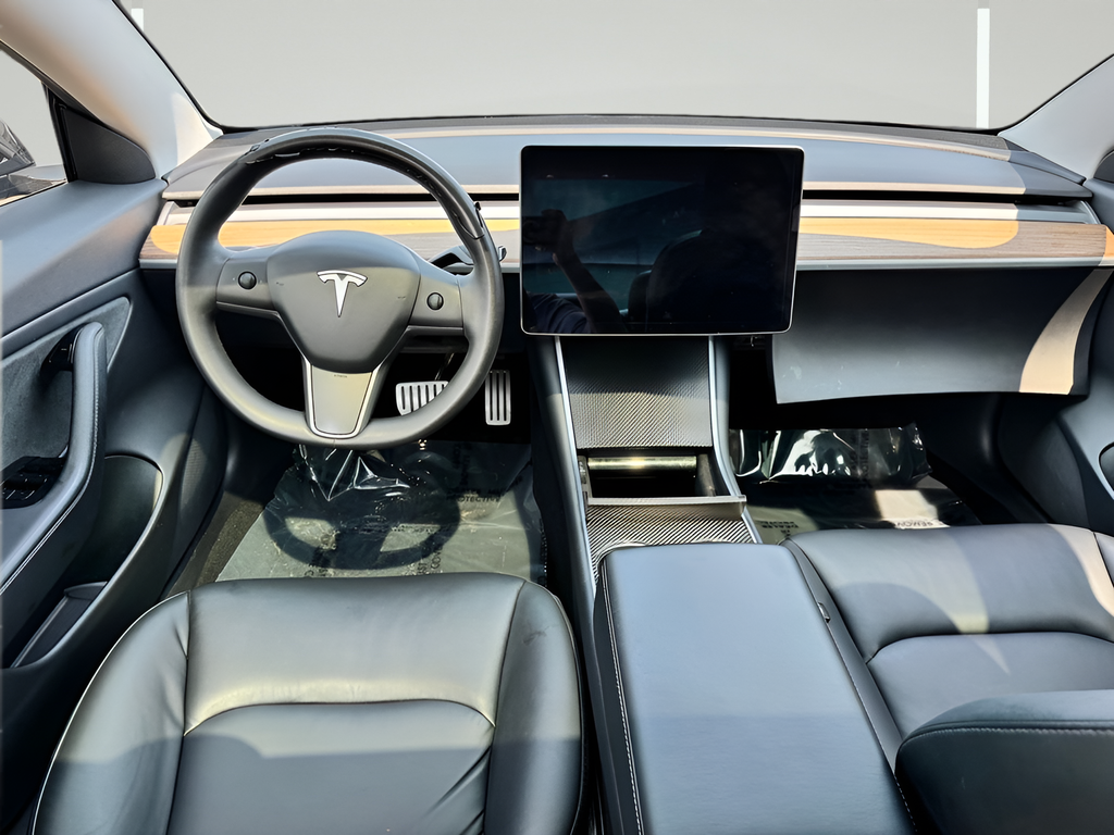 2020 Tesla Model 3 Performance