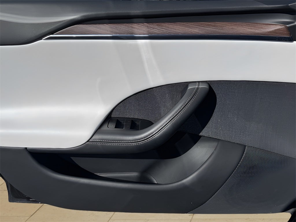 2022 Tesla Model S Base