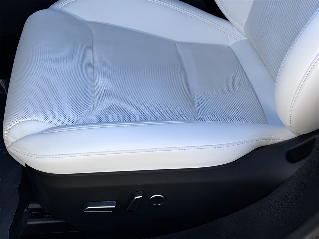 2022 Tesla Model S Base