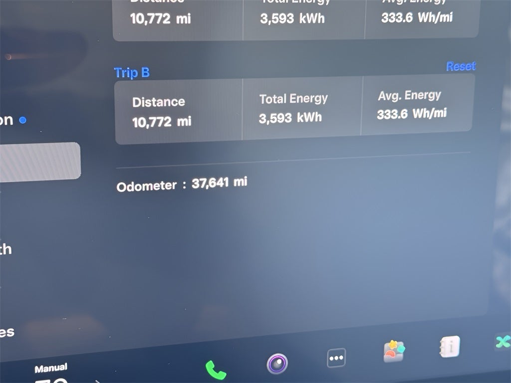 2022 Tesla Model S Base