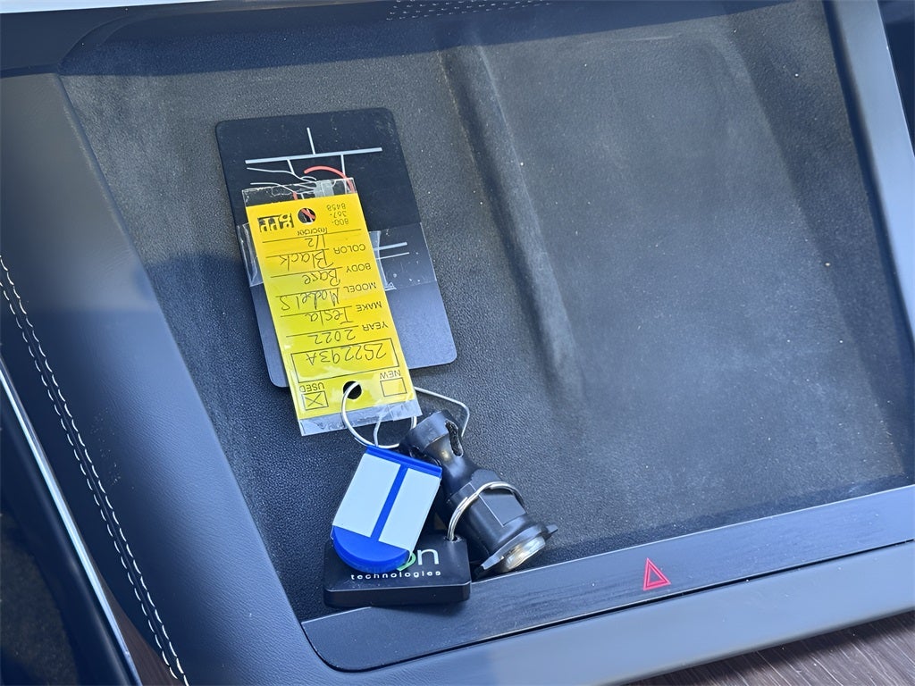 2022 Tesla Model S Base