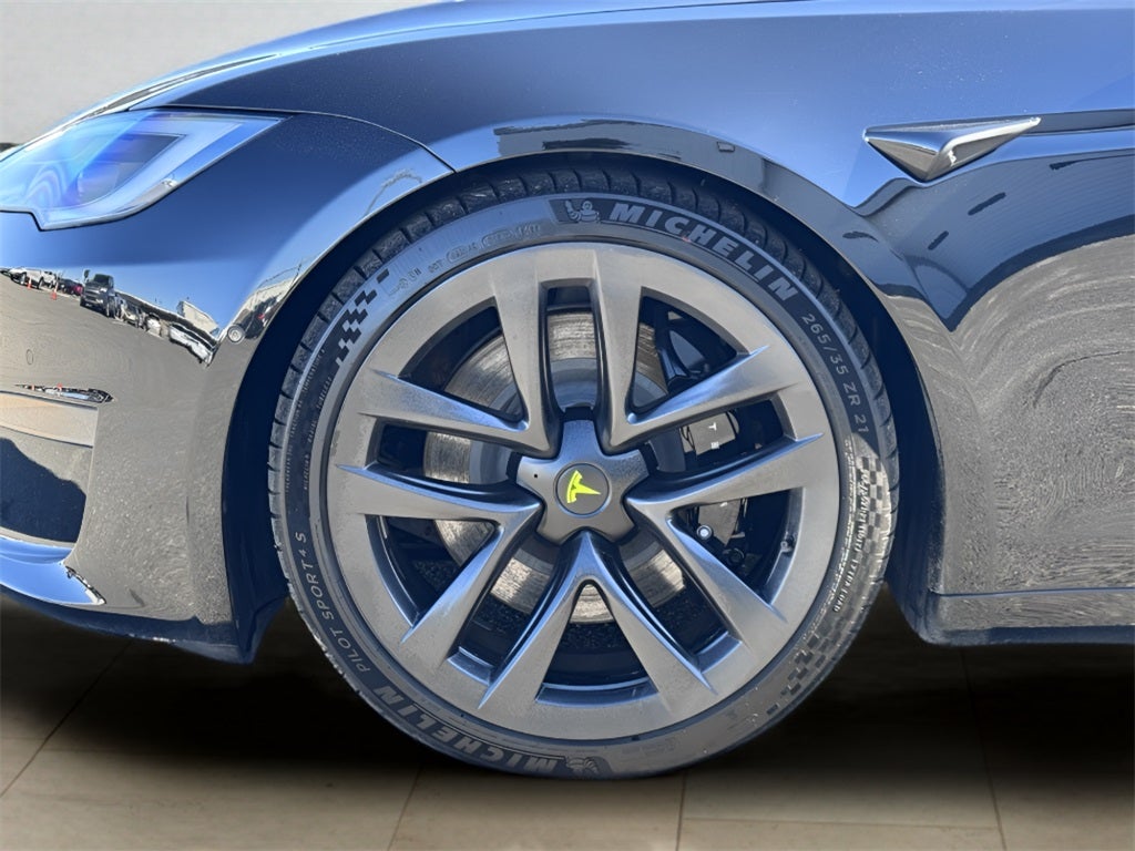 2022 Tesla Model S Base