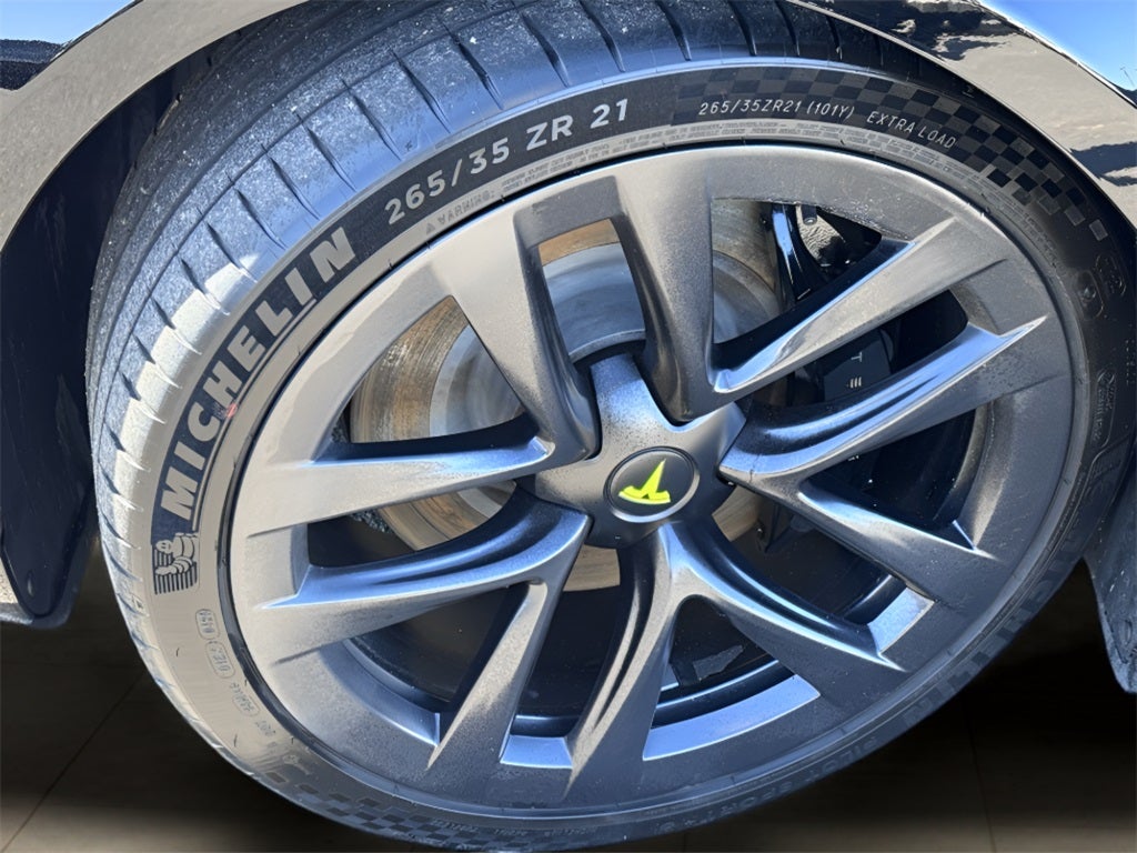 2022 Tesla Model S Base