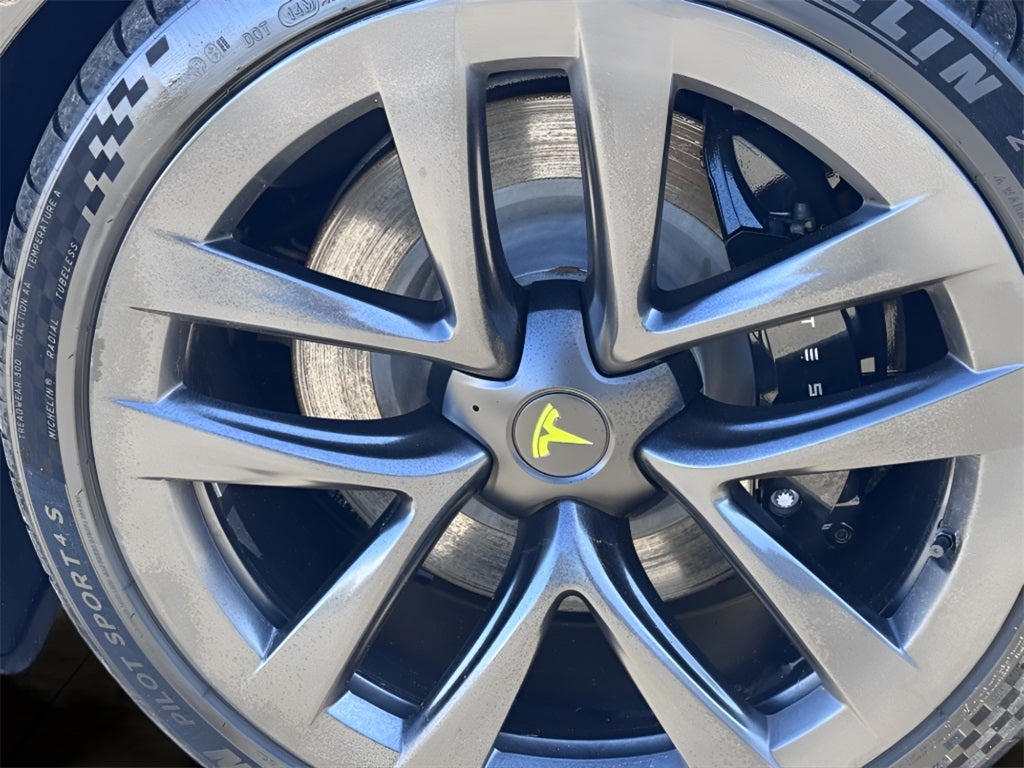 2022 Tesla Model S Base