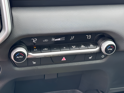 2024 Mazda Mazda CX-50 2.5 S Preferred Package