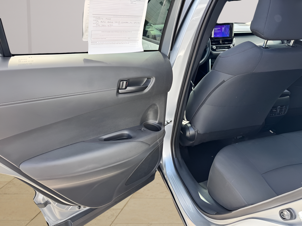 2024 Toyota Corolla Cross LE