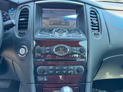 2017 INFINITI QX50 Base