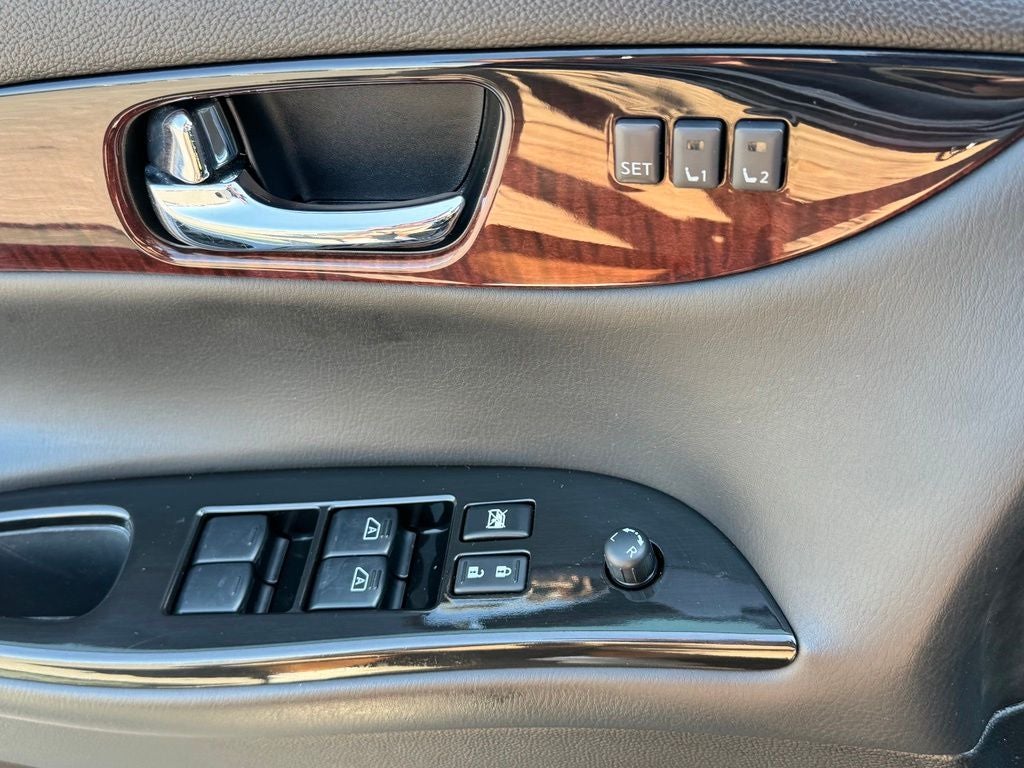 2017 INFINITI QX50 Base
