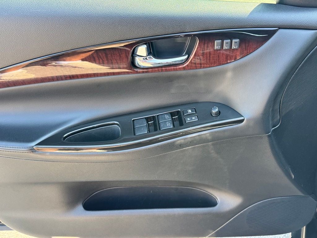2017 INFINITI QX50 Base