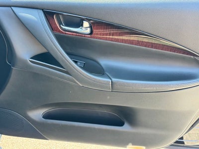 2017 INFINITI QX50 Base