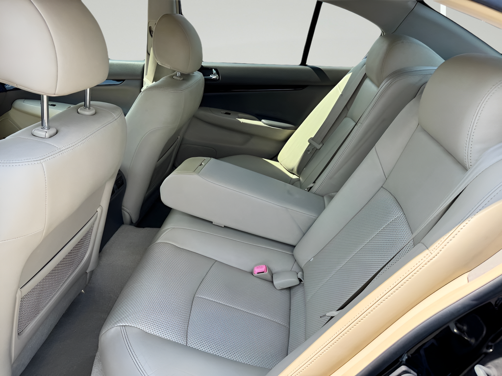 2010 INFINITI G37 Journey