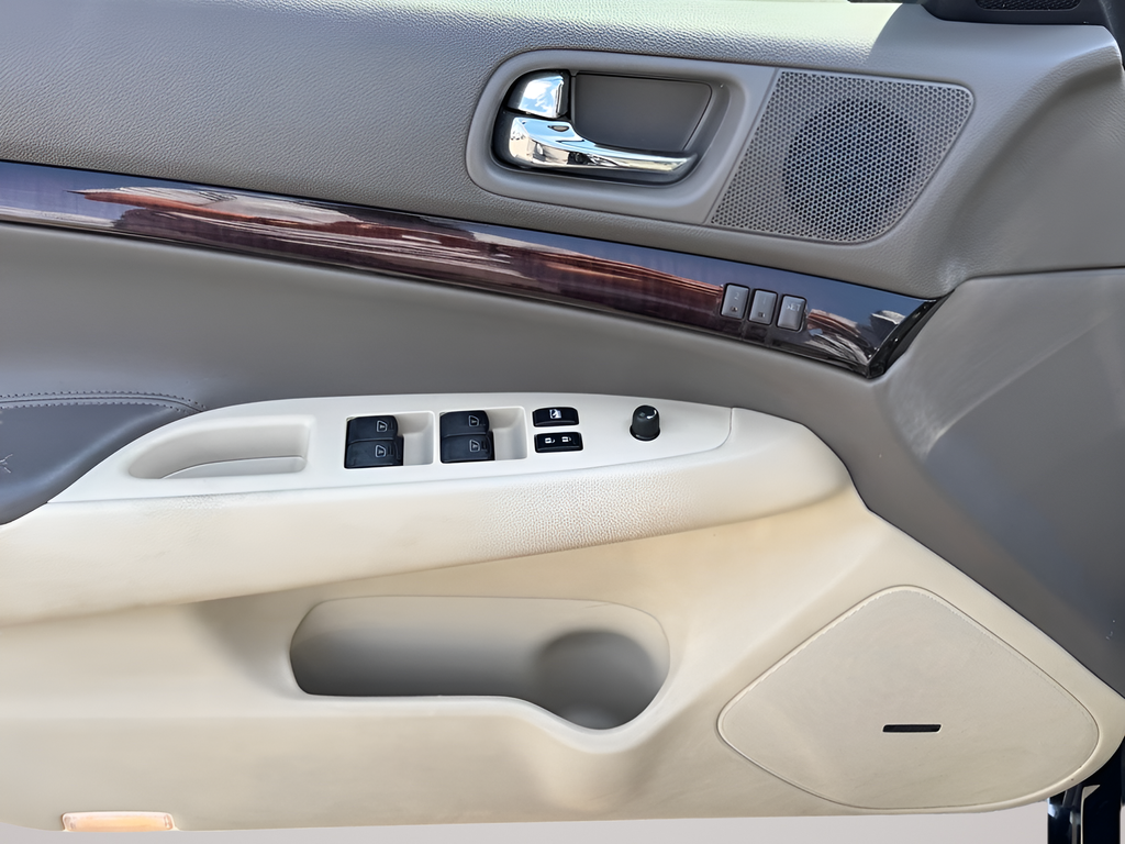 2010 INFINITI G37 Journey