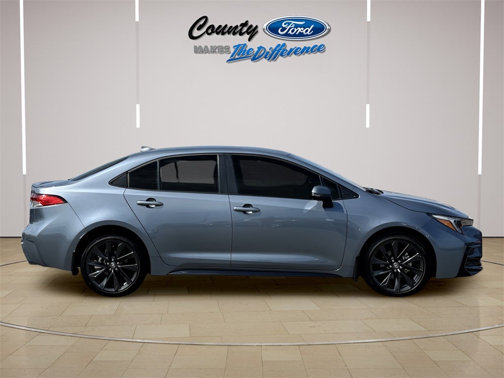 2025 Toyota Corolla Hybrid SE