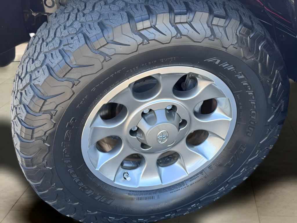 2013 Toyota FJ Cruiser Base