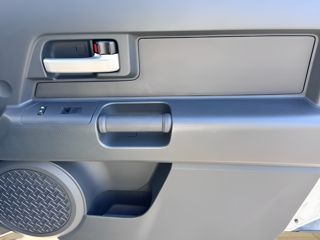 2013 Toyota FJ Cruiser Base